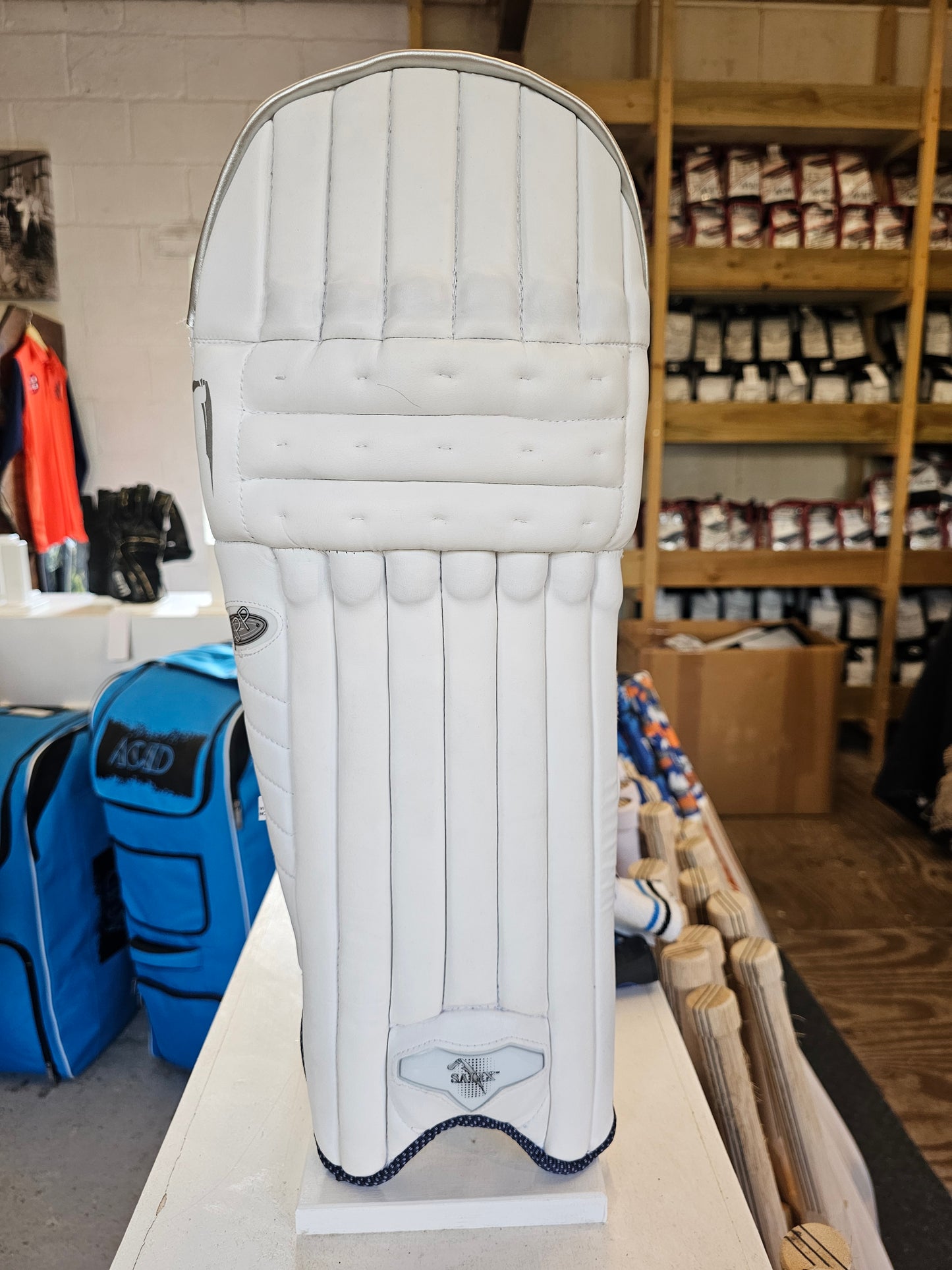 Salix APP Batting Pads – Small Boys, Left Handed