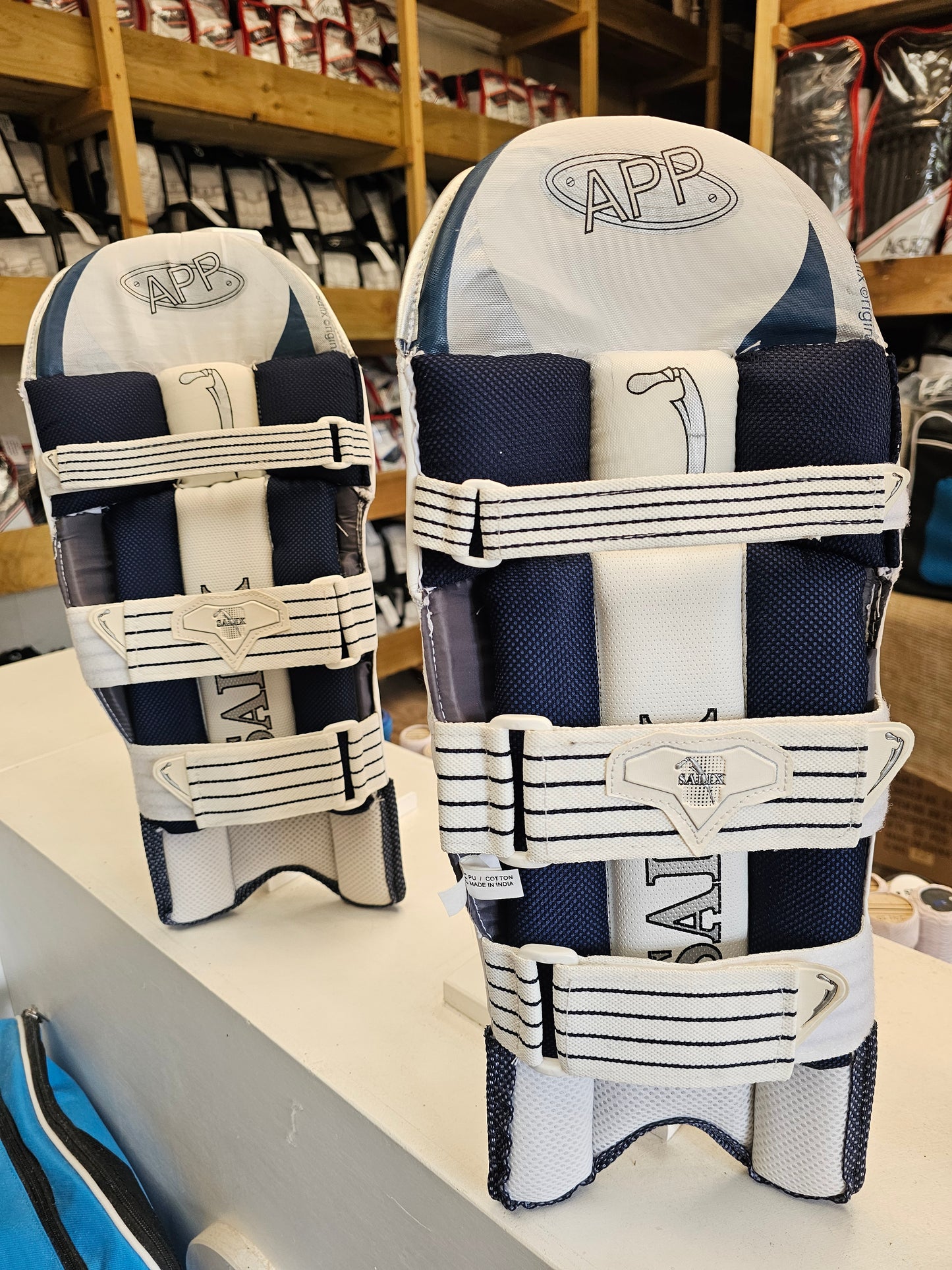 Salix APP Batting Pads - Small Child, Right Handed