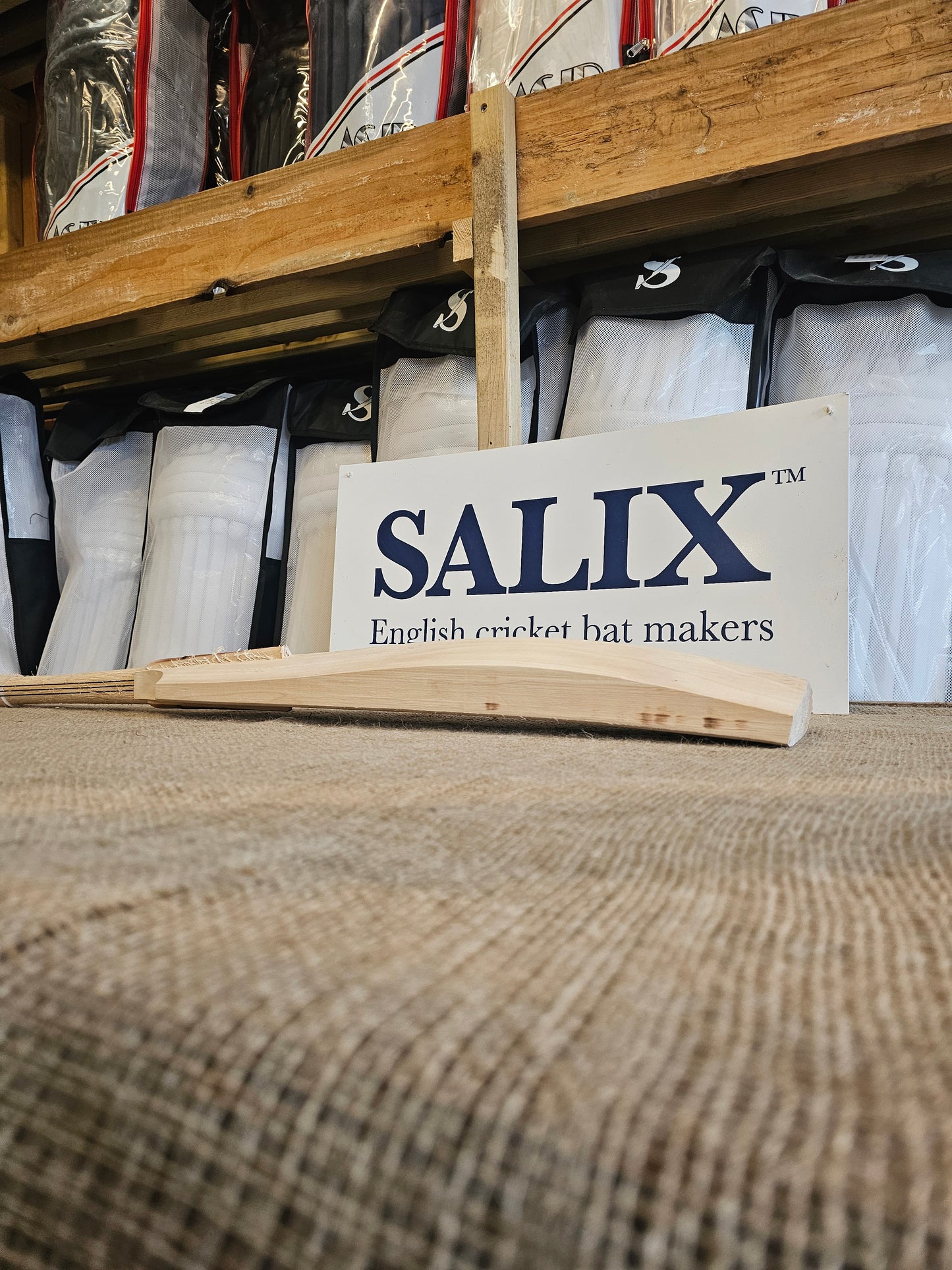 Salix Grade 3 Fitted Blade