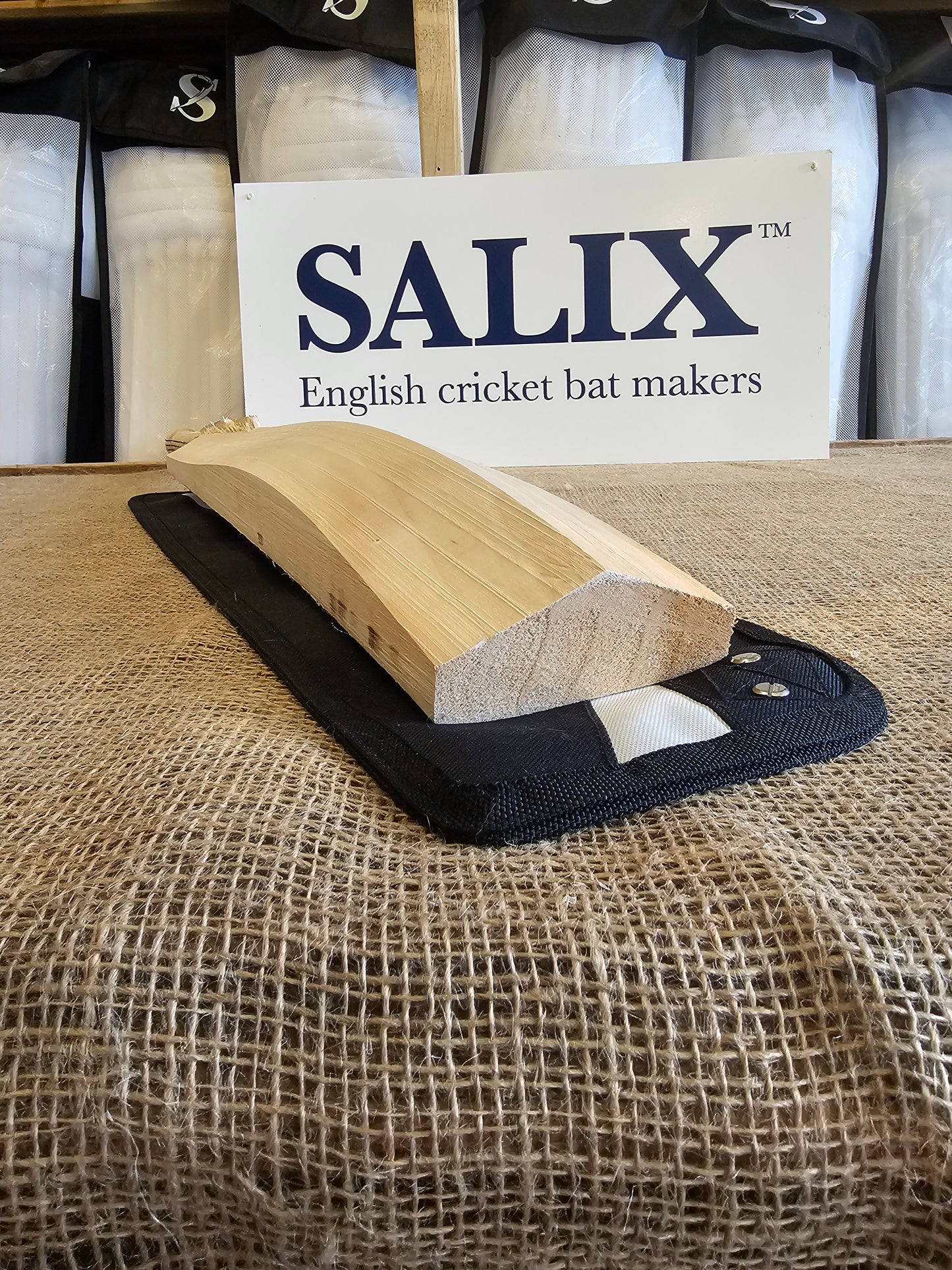 Salix Grade 3 Fitted Blade