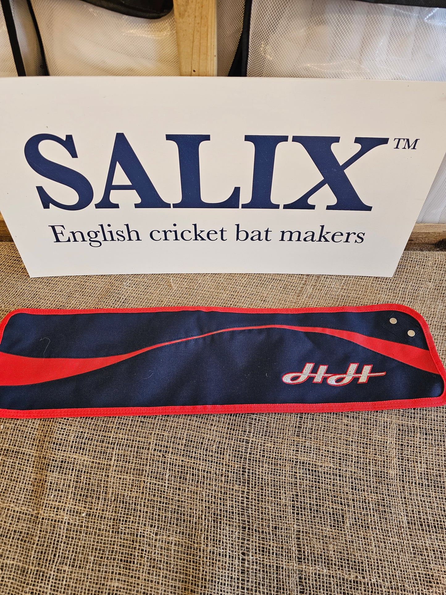 H&H - Bat Sleeve
