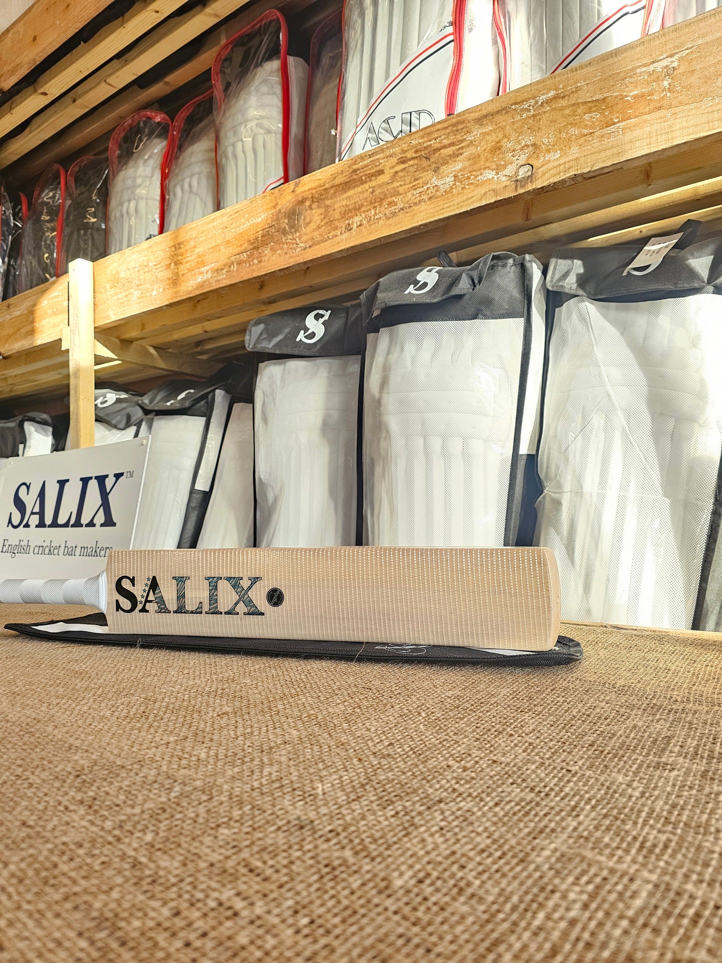 Salix - Size 5, Weight Range 1.15lb