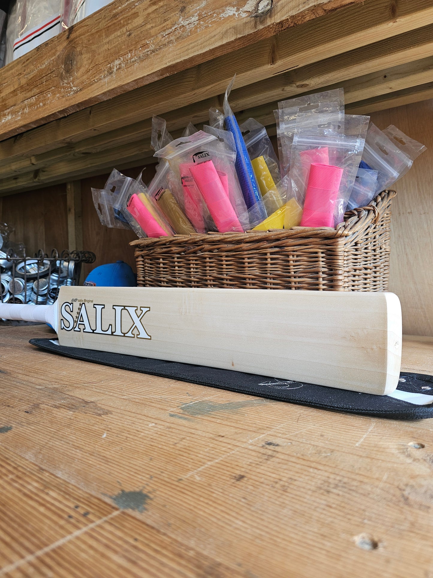 Salix AMP - Graded, Weight Range 2.8lb