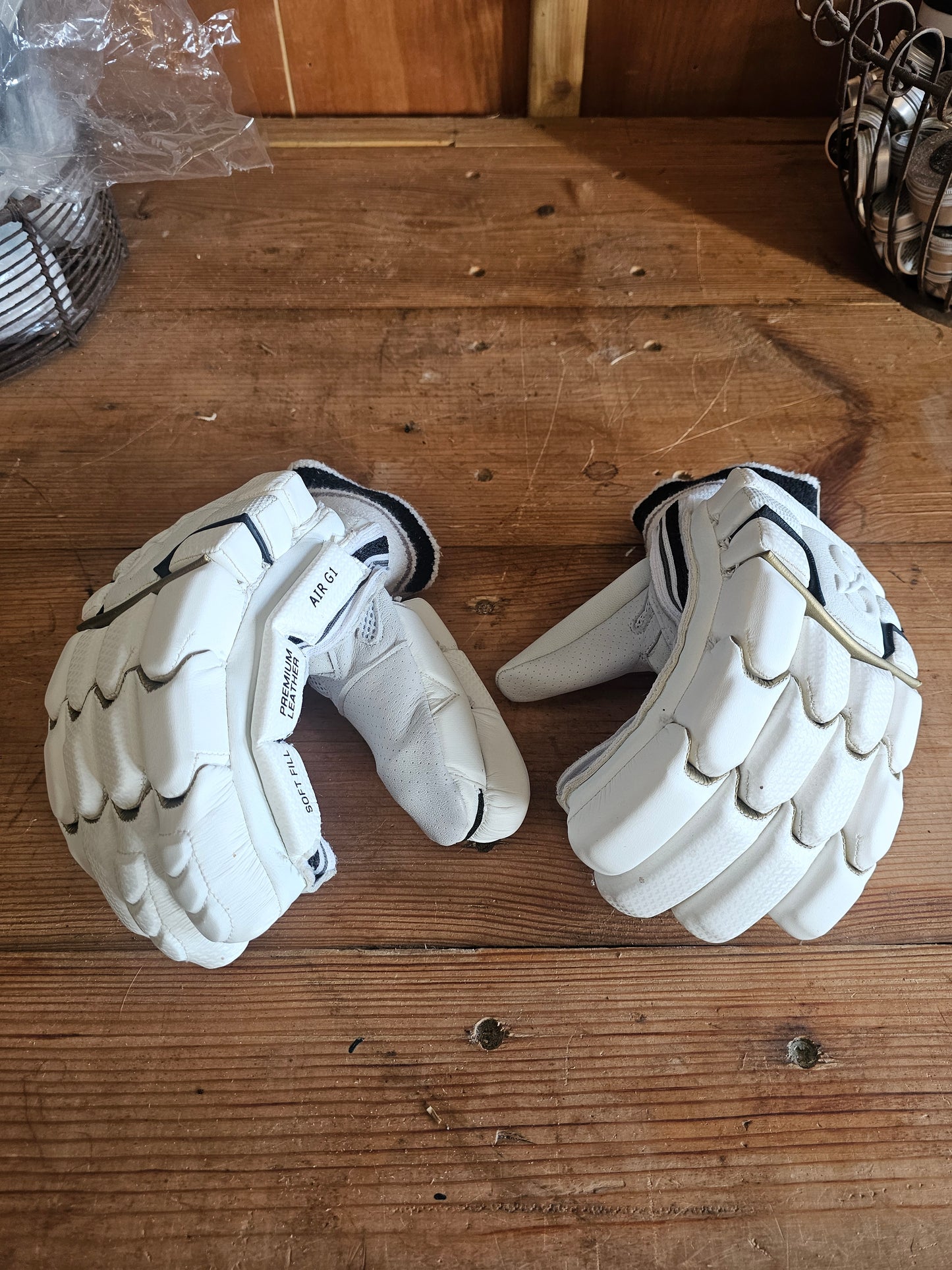 ACID ASL 02 Adult Right Hand