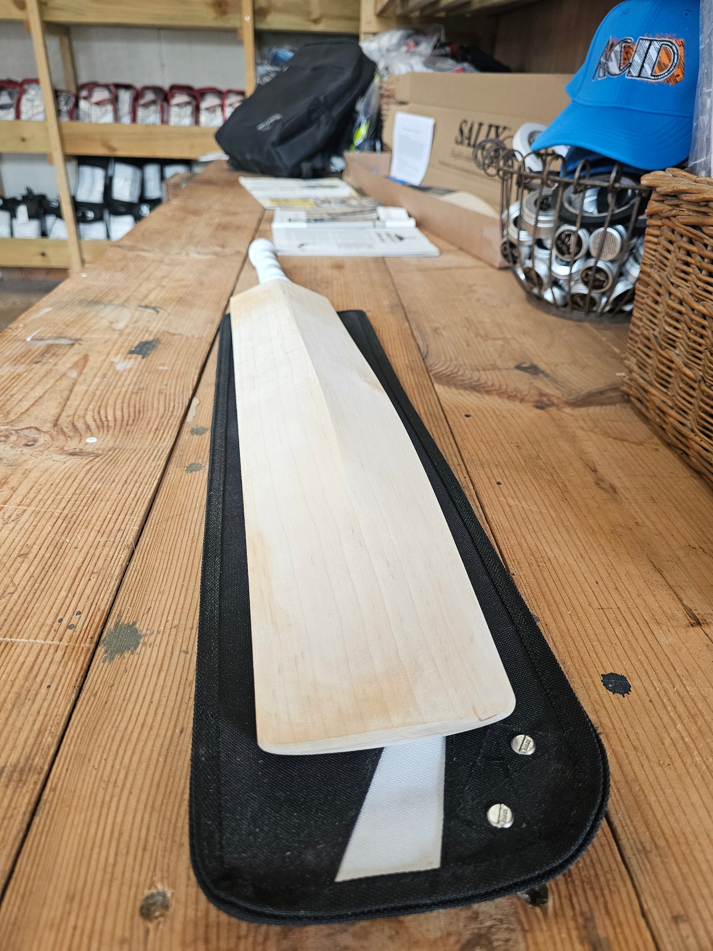(Unlabelled) Salix Semi Flat Face Select 2.73lb