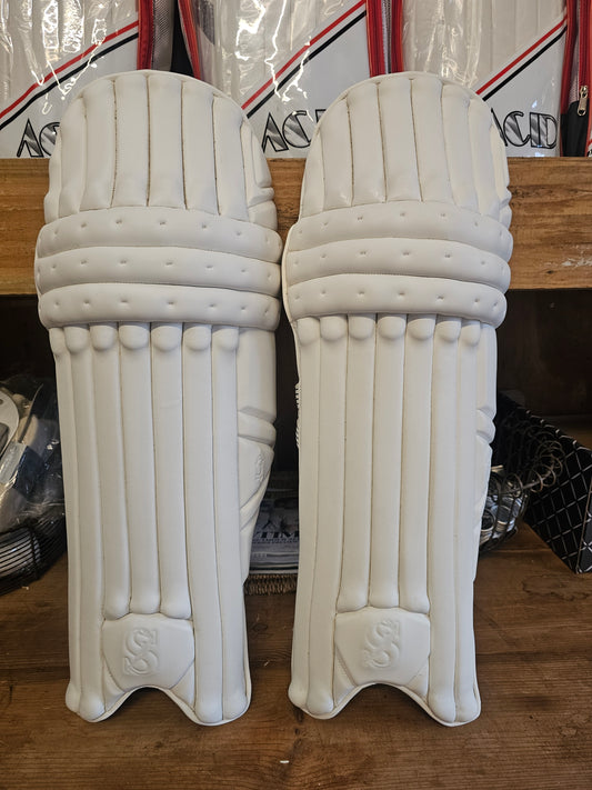 Sample AJK Pads Adult Right Hand