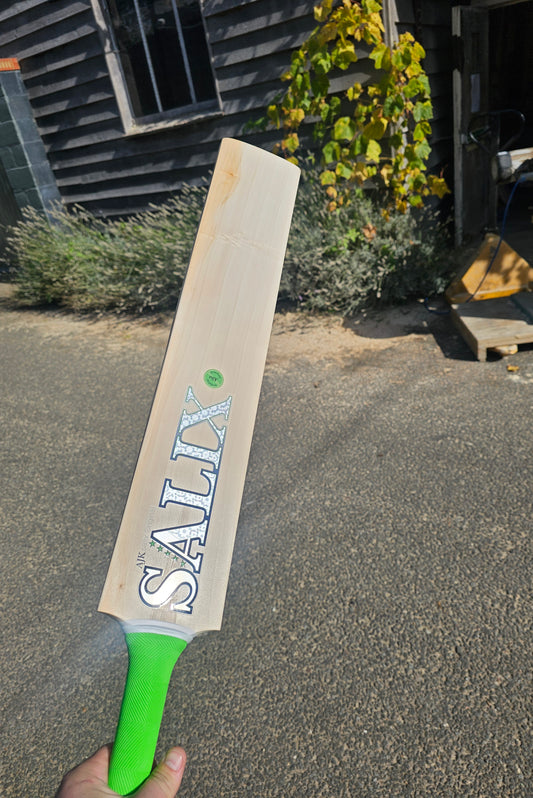 2026 Salix AJK - Grade Alba, Weight Range 2lb 11 Ounces, Short Handle