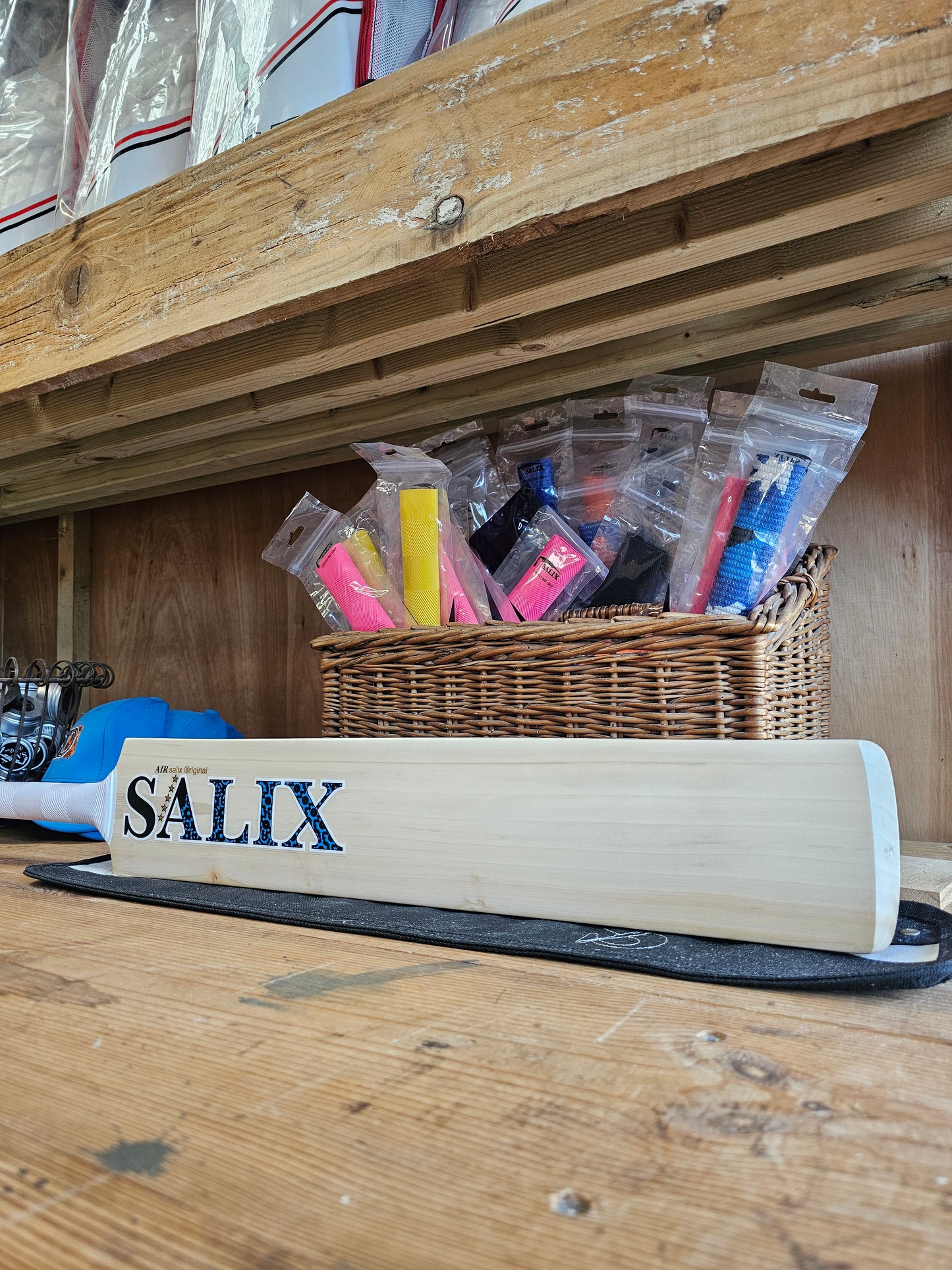 Salix AIR - Alba Grade, 2.9lb Weight Range
