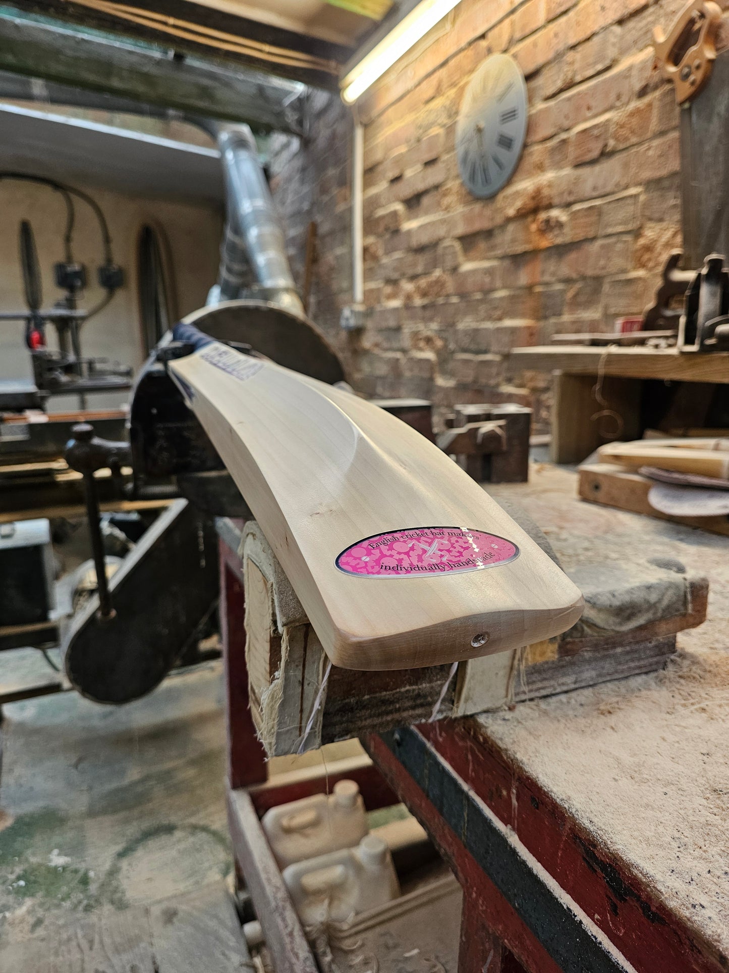 Salix AMP - Grade Alba, Weight Range 2lb 8 Ounces, Short Handle