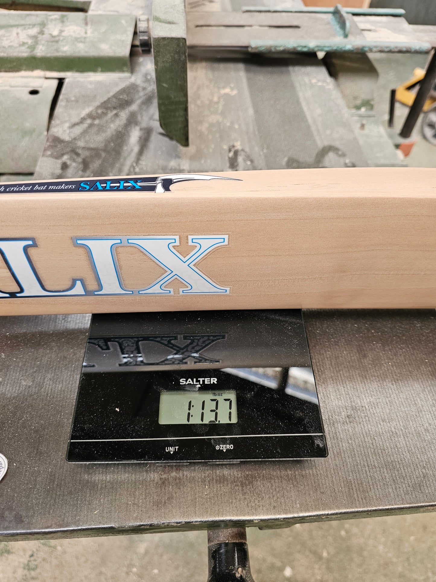 Salix AMP - Graded, 1lb 13.7oz, Size 4
