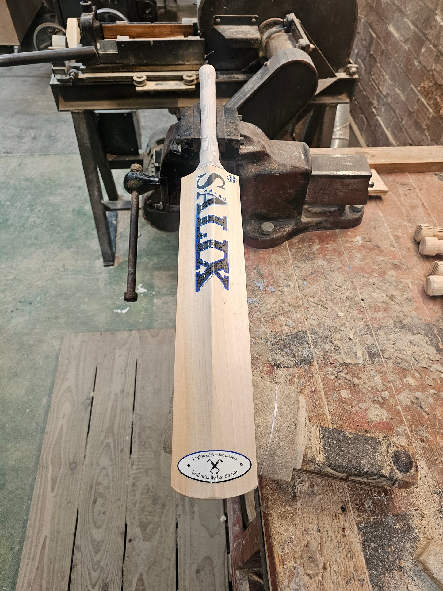 Salix AJK, Graded, WR 1lb 12oz, Size 4