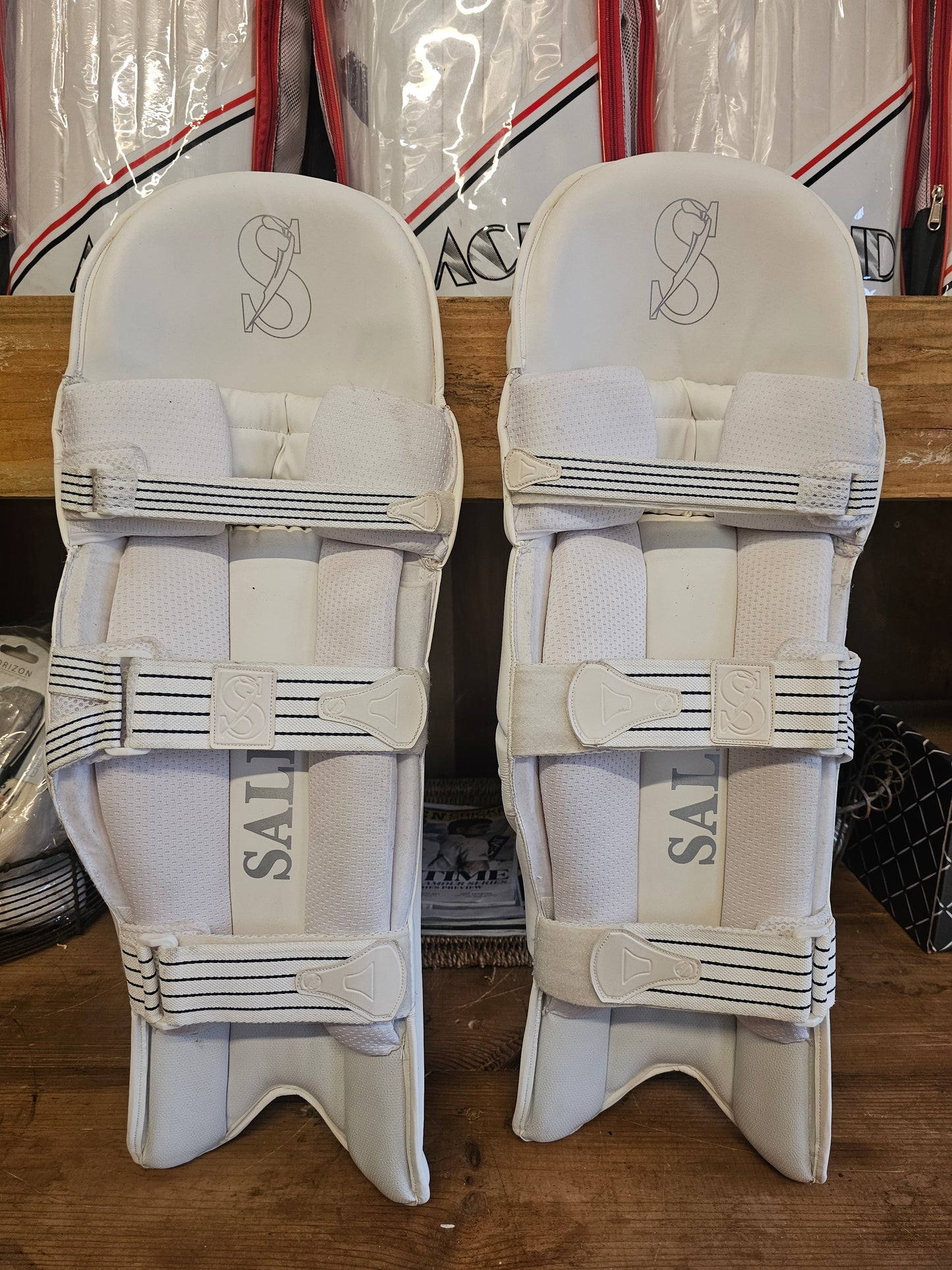 Sample AJK Pads Adult Right Hand