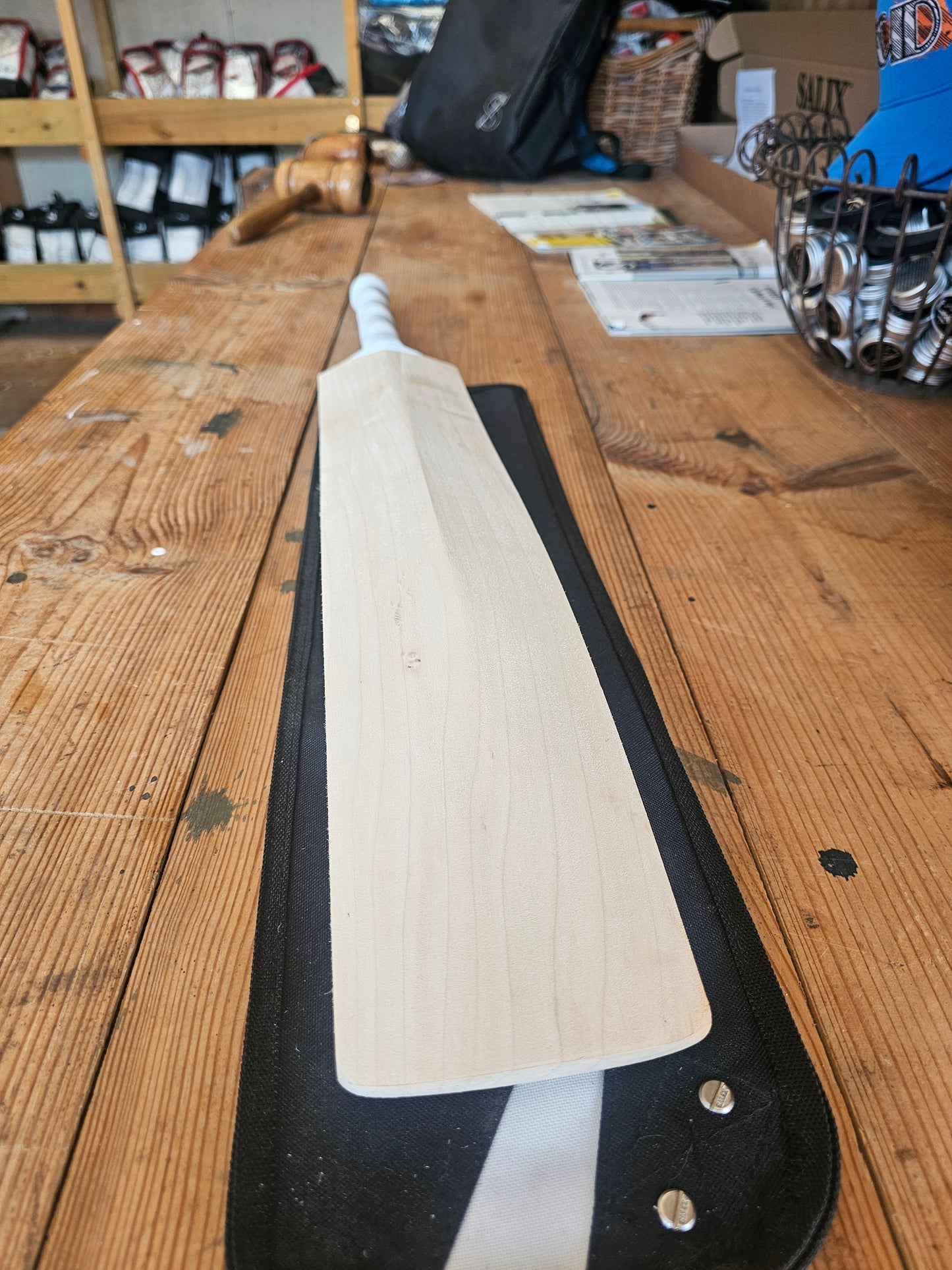 (Unlabelled) Salix - Grade One, Semi Flat Face, 2.7lb