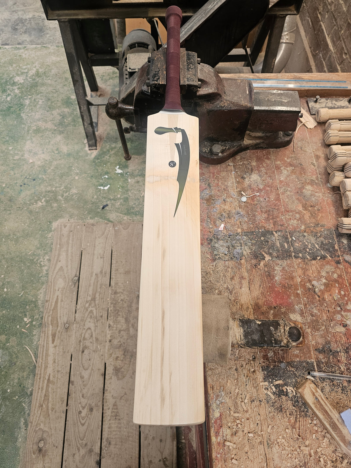 Salix Knife - Marque, Weight 2lb 8.3oz, Short Handle