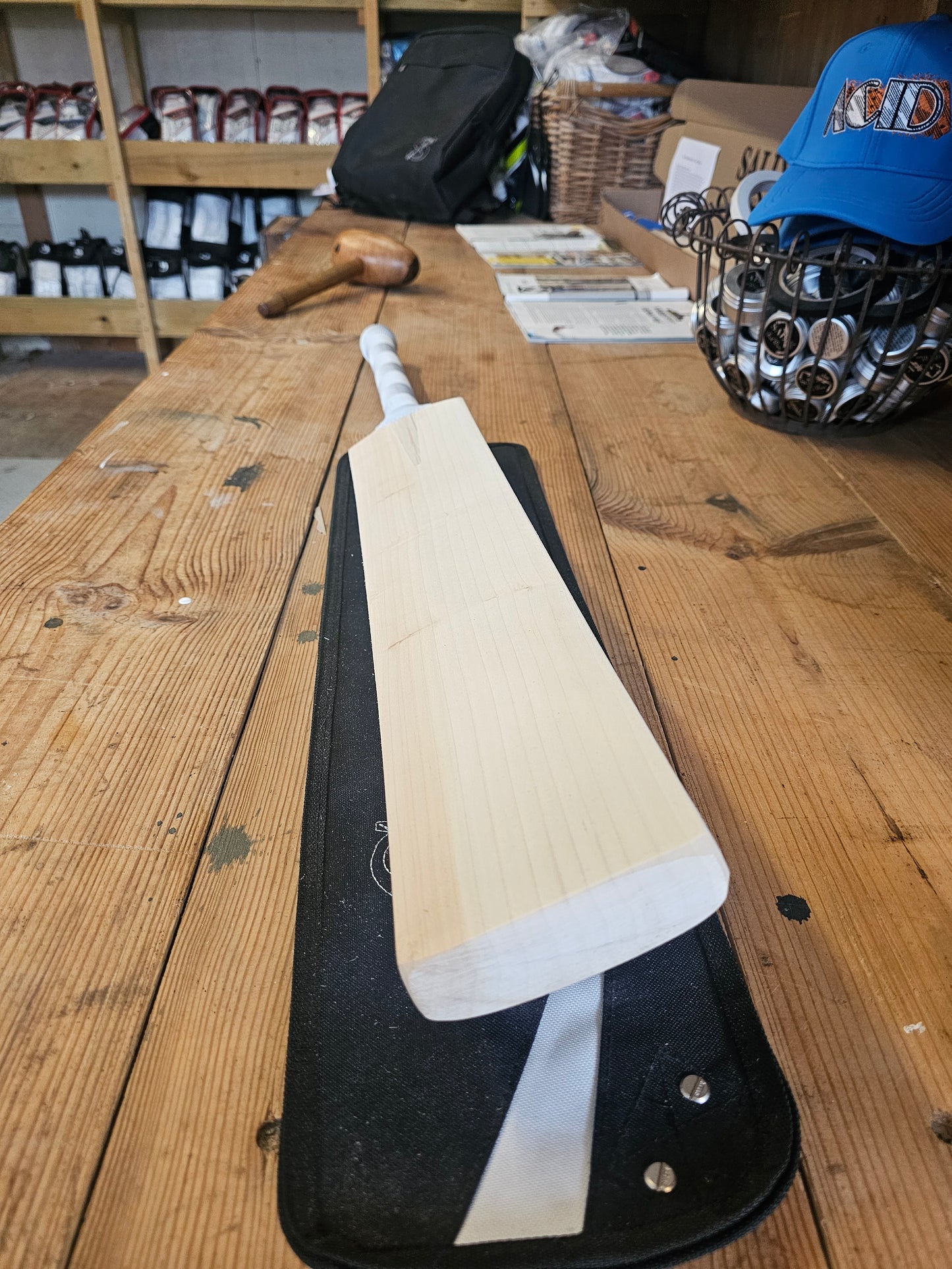 (Unlabelled) Salix Flat Face 2.11lb