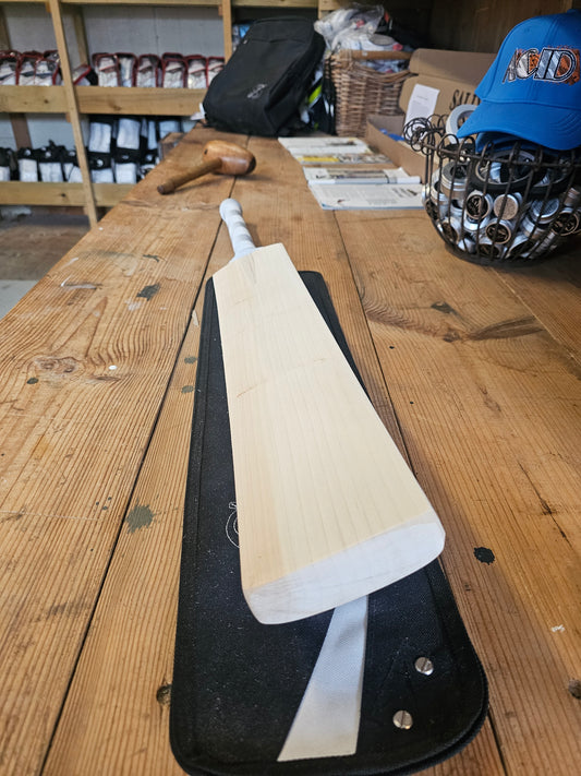 (Unlabelled) Salix Flat Face 2.11lb