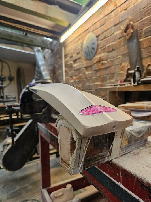 Salix AMP - Graded, Weight Range 2lb 7 Ounces, Short Handle