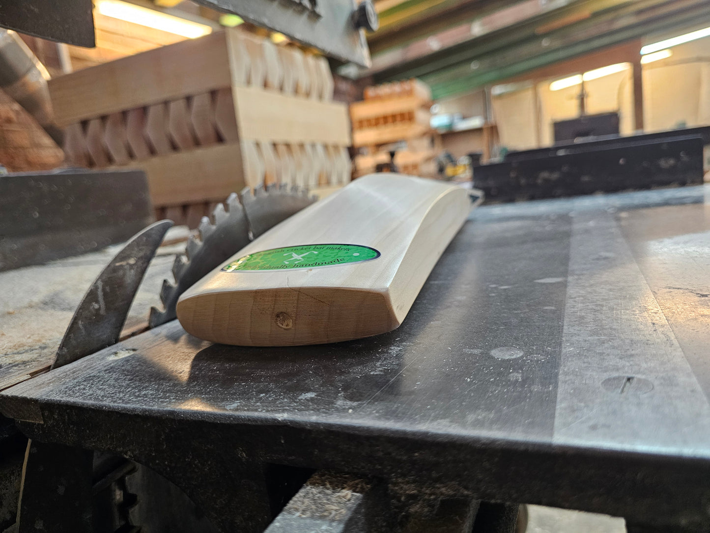 Salix AJK - Graded, Weight Range 2lb 9 Ounces Short Handle