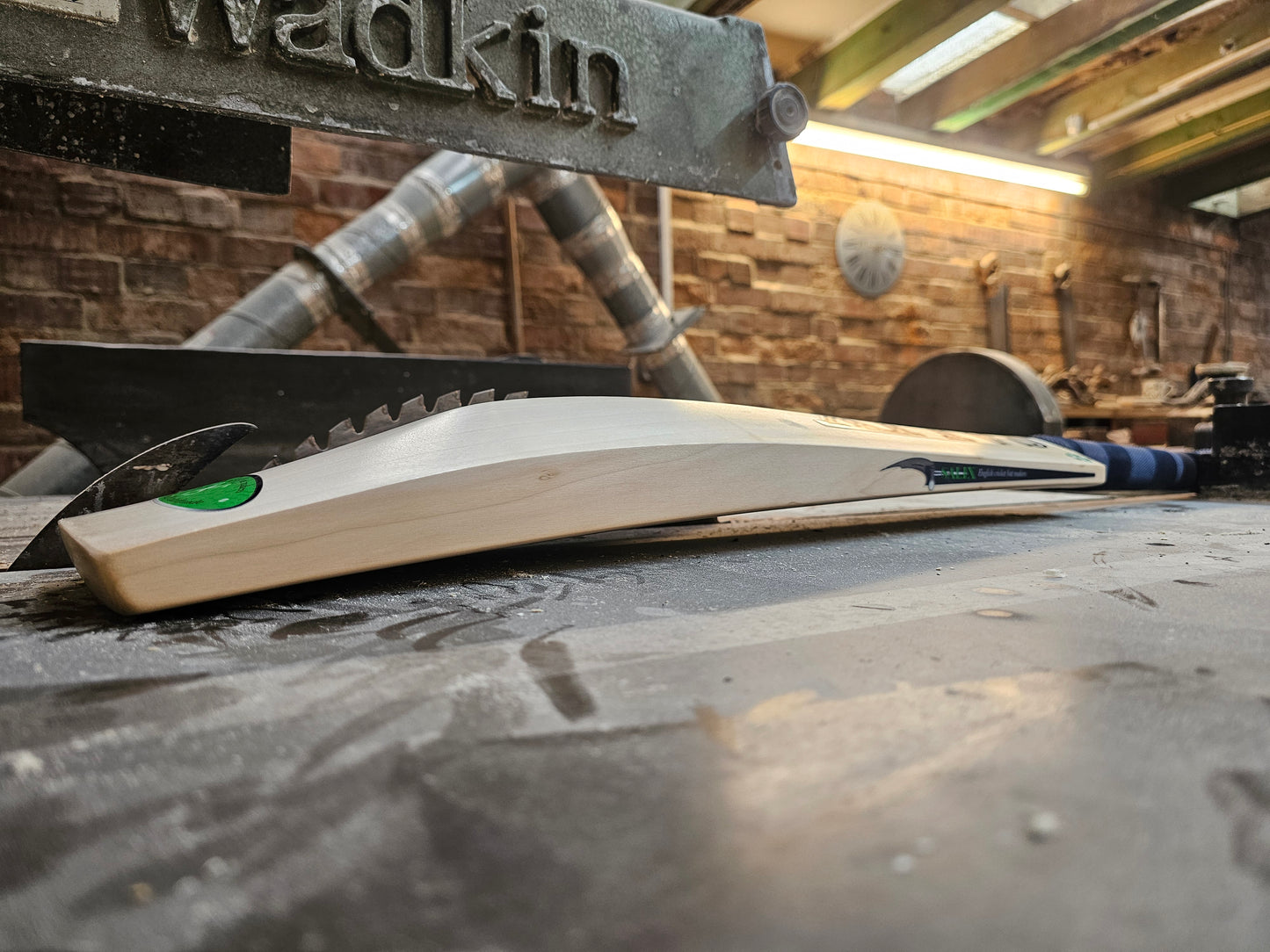 Salix AJK - Graded, Weight Range 2lb 9 Ounces, Short Handle