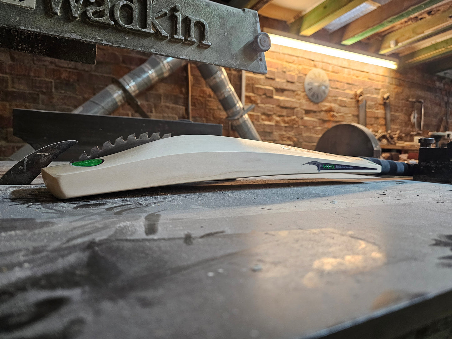 Salix AJK - Performance Grade, Weight Range 2lb 10 Ounces, Short Handle