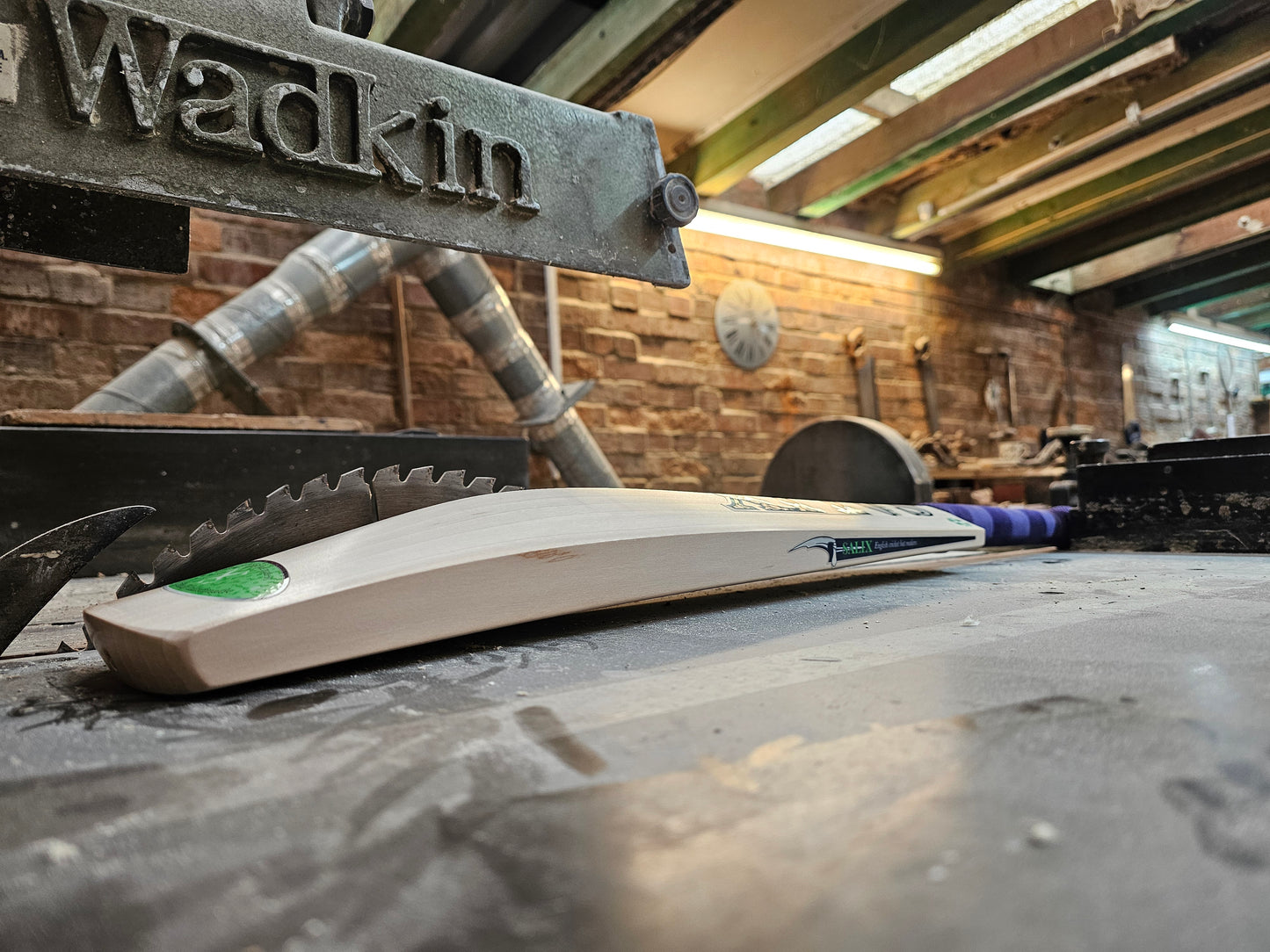 Salix AJK - Grade Select, Weight Range 2lb, Size 6