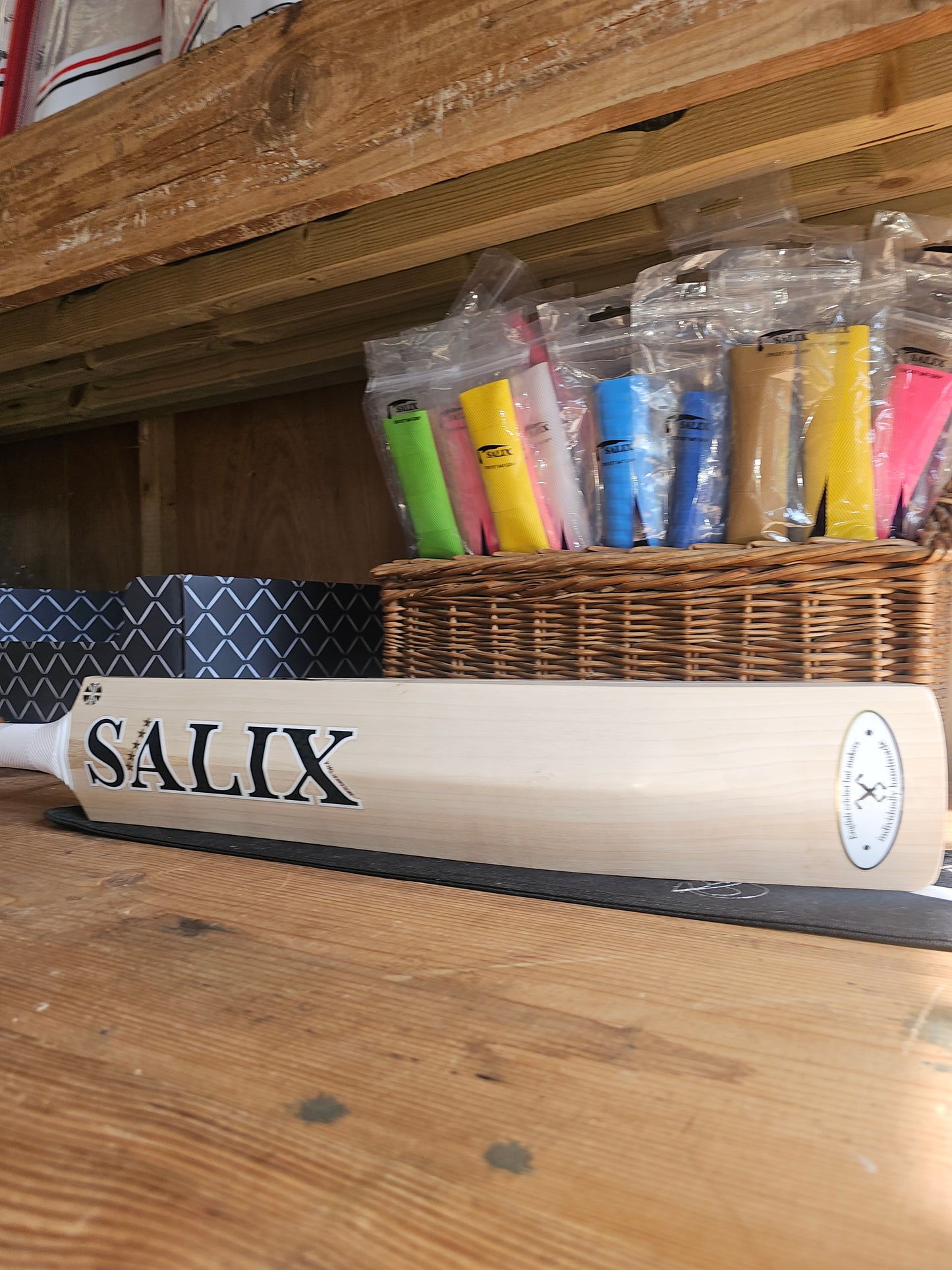 Salix AMP - Grade Performance, Weight Range 2.7lb