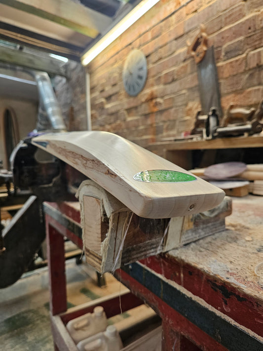 Salix AJK - Grade Alba, Weight Range 2lb 10 Ounces, Short Handle