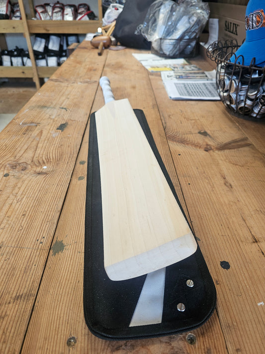 (Unlabelled) Salix - Performance, Semi Flat Face, 2.10lb