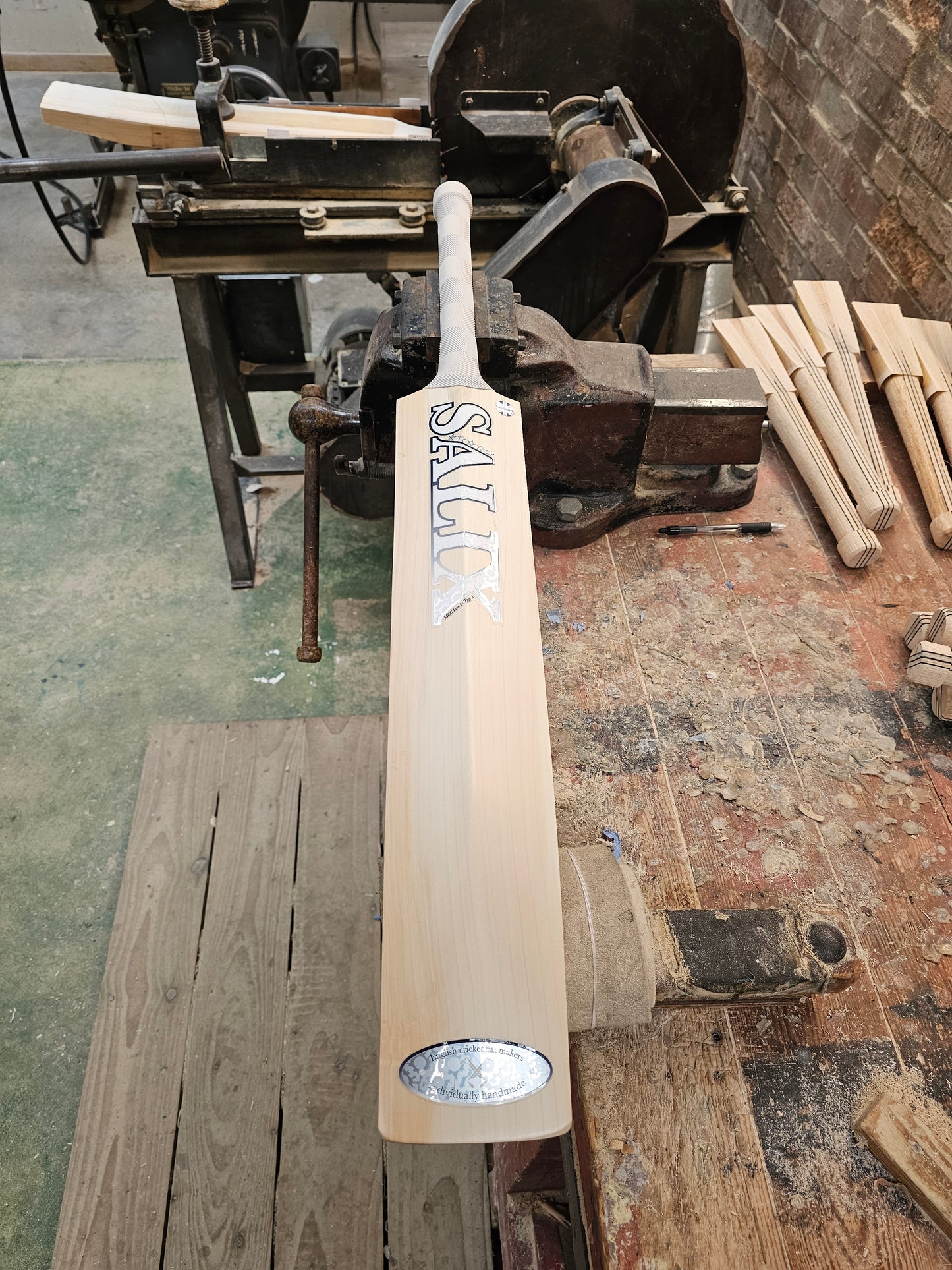 Salix AMP - Players, WR 2lb 11 Ounces, SH