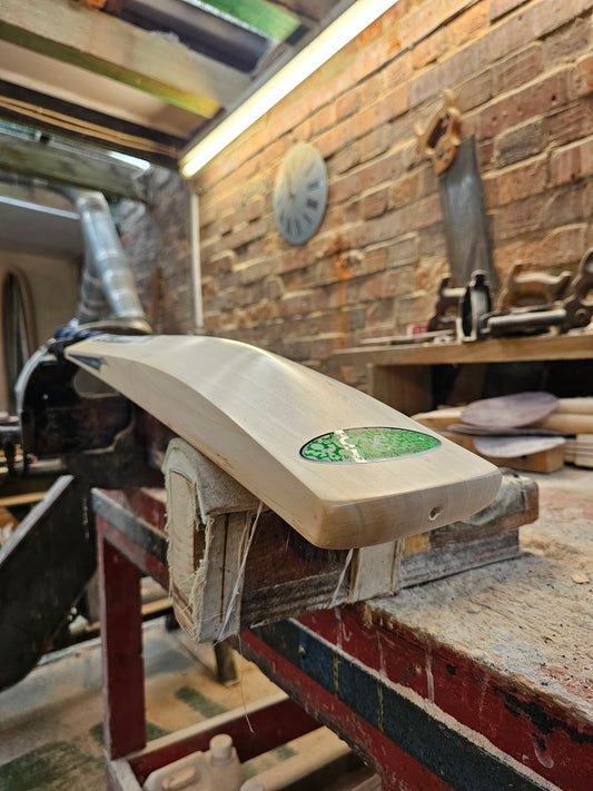 Salix AJK - Graded, Weight Range 2lb 8 Ounces, Short Handle