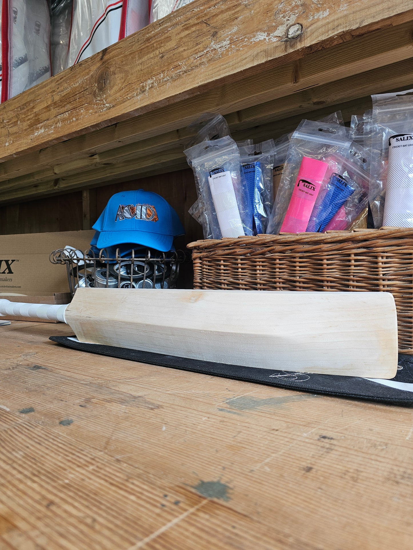 (Unlabelled) Salix Semi Flat Face Select 2.73lb