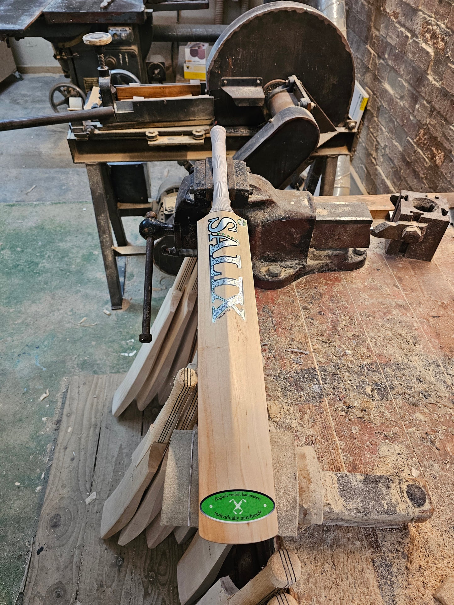 Salix AJK Training Bat - Size 4