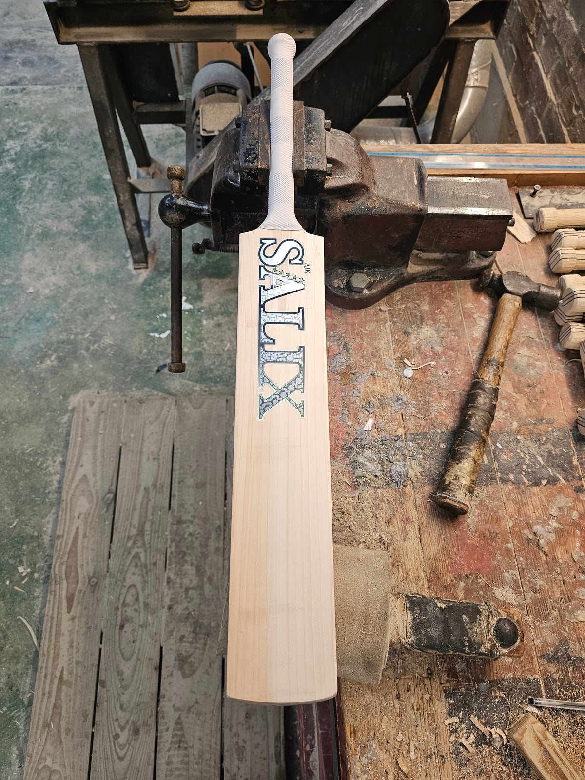 Salix AJK - Graded, Weight 1lb 13.5oz, Size 4
