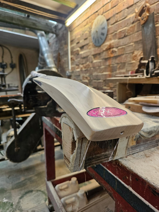 Salix AMP - Grade Select, 2lb 9 Ounces, Short Handle